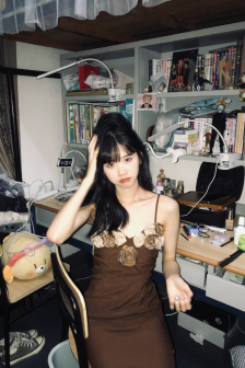寄生人角色程成